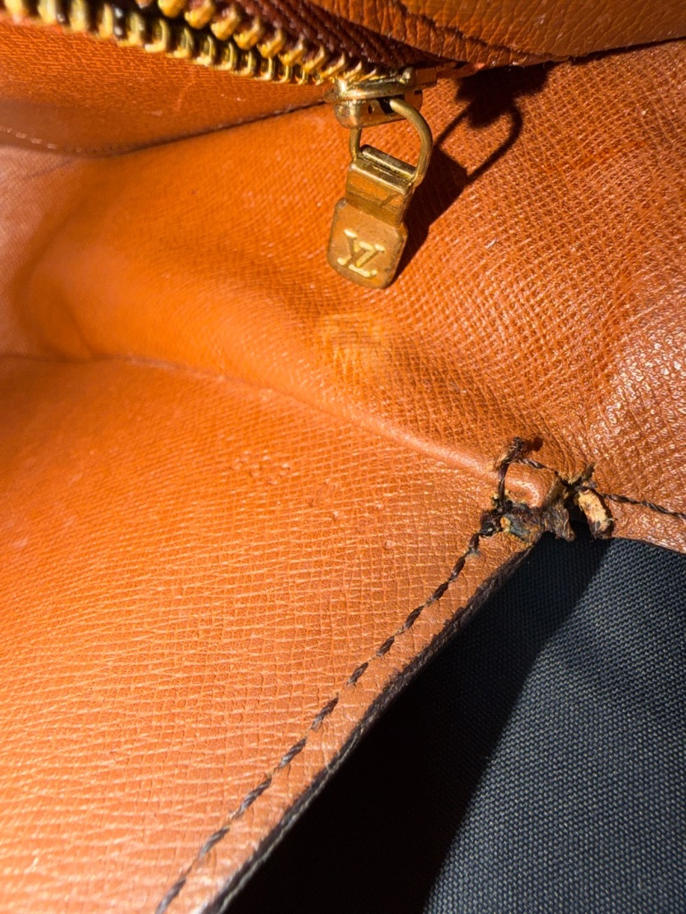Louis Vuitton Brown Monogram Saint Cloud Crossbody Bag - Picture 11 of 11